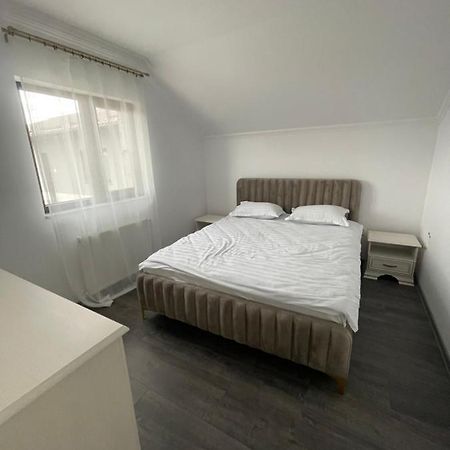 Eroilor II Apartament Apartment Suceava Ngoại thất bức ảnh