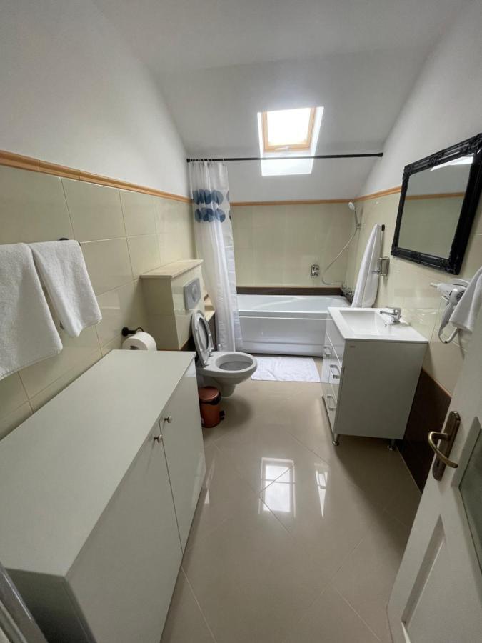 Eroilor II Apartament Apartment Suceava Ngoại thất bức ảnh